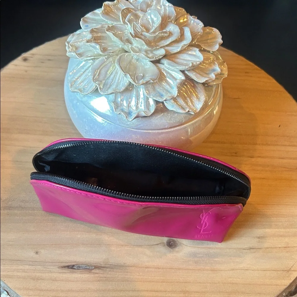 YSL‎ Yves Saint Laurent Parfums Pink Nylon Makeup Pouch